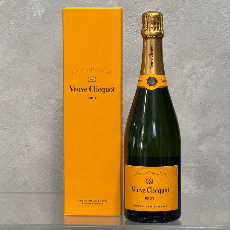 Veuve Clicquot – Flowers on Norton St