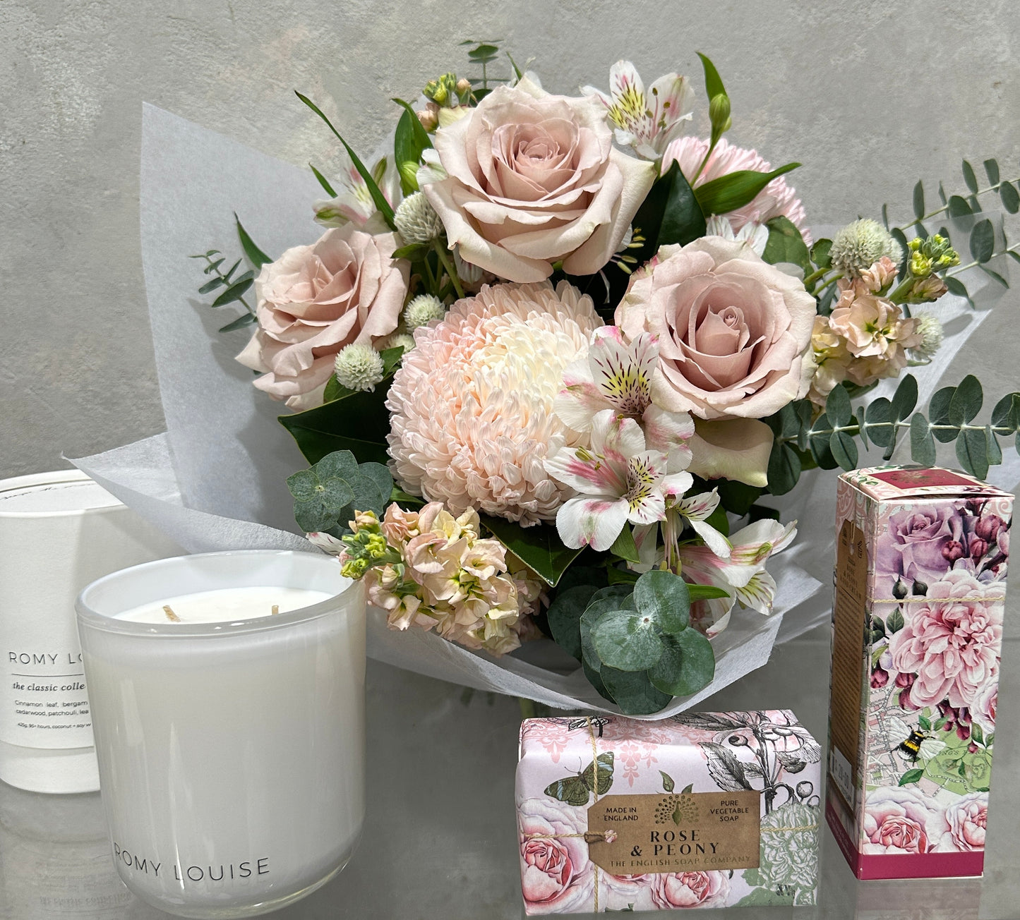 Dusty Pink Posy with Candle, Soap & Hand Cream
