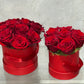 Short Red Roses in Hatbox